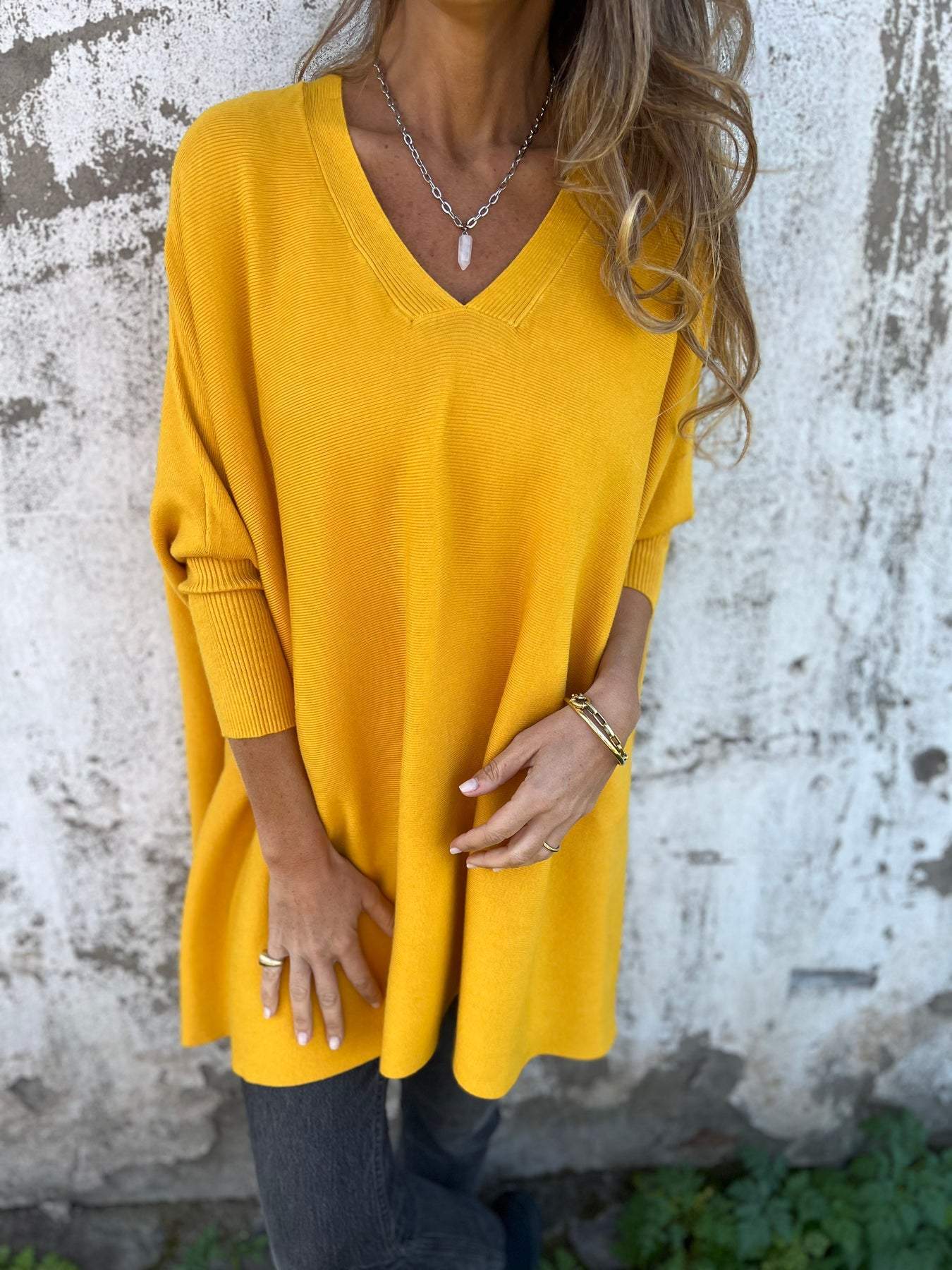 Anna™ – Pull en maille doux avec col en V et manches longues