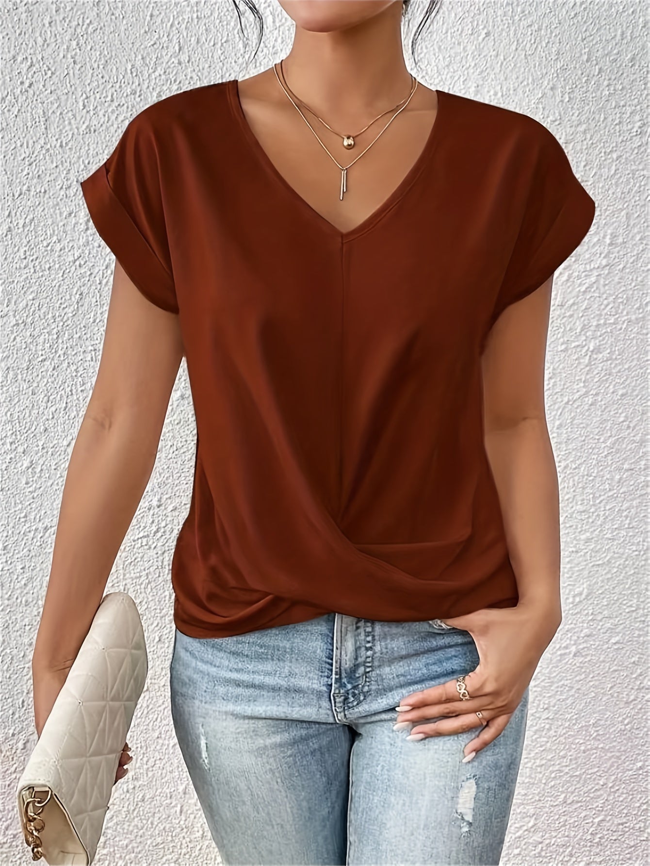 Cleo - T-shirt décontractée avec décolleté cœur