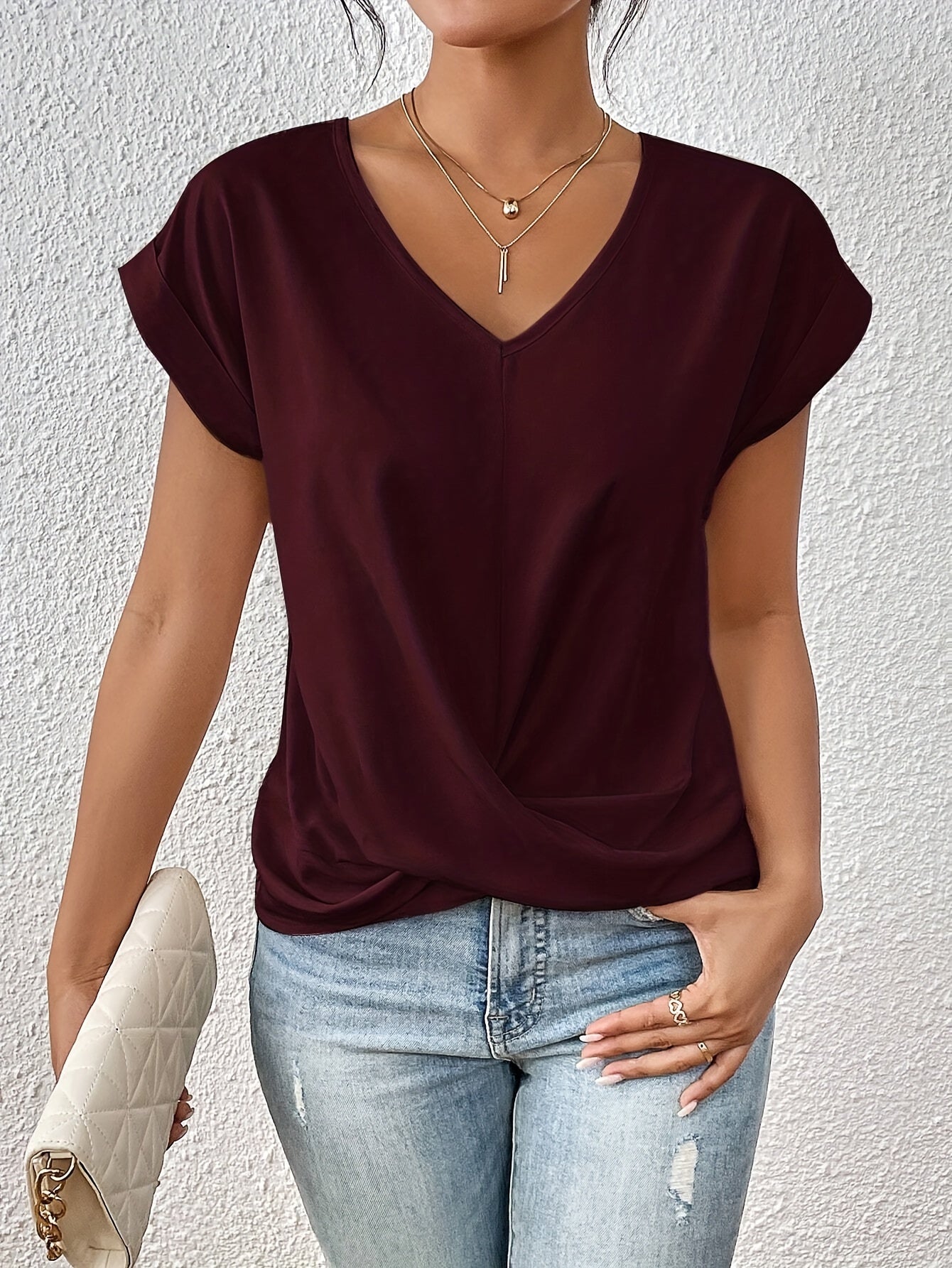 Cleo - T-shirt décontractée avec décolleté cœur